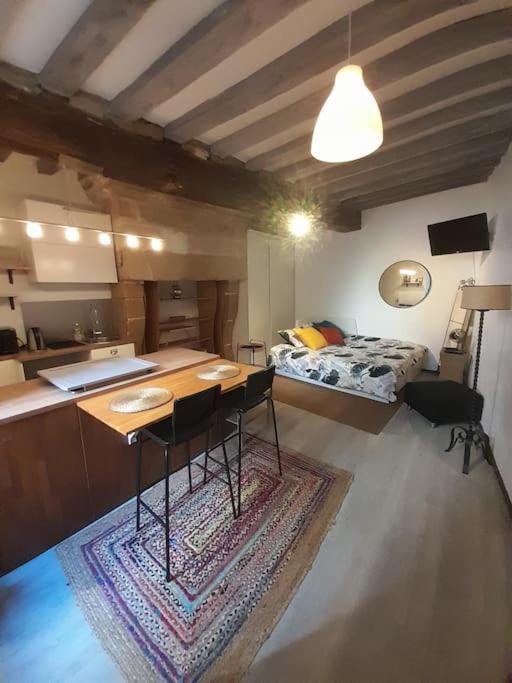 نانت Le Coin Feydeau - Coeur De Ville - 2 Places - Cosy المظهر الخارجي الصورة